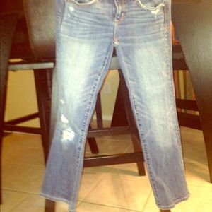 American Eagle Capri Jeans