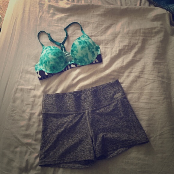 Victoria's Secret PINK ultimate yoga shortie