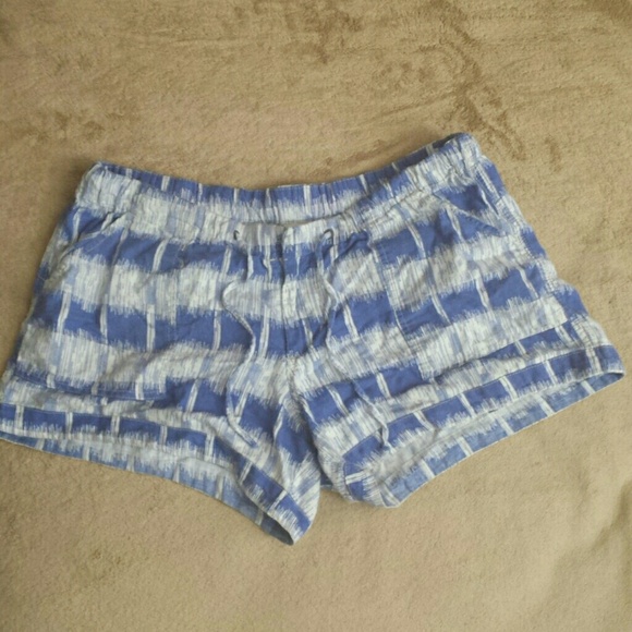 Drawstring Pattern Shorts - Picture 2 of 4