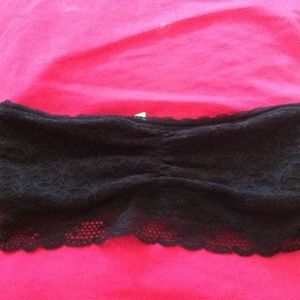 Black lace bandeau
