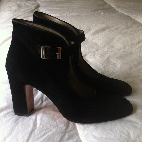 Sold!!!!!!Salvatore Ferragamo suede black ankle