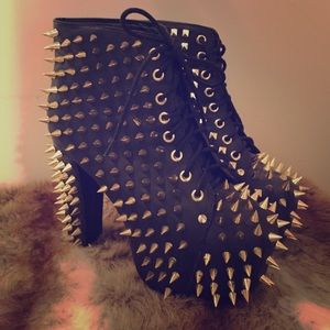 Jeffrey Campbell Litas