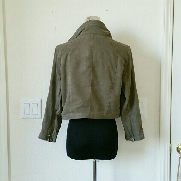 SOLD - Picture 3 of 4