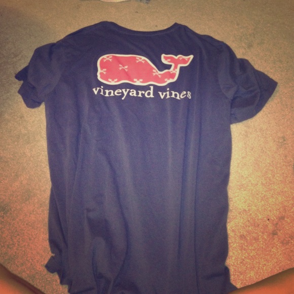 Vineyard vines men's tee