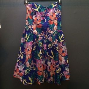 Hawaiian Patterned dress