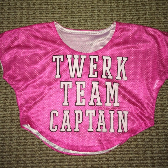 Twerk team crop top