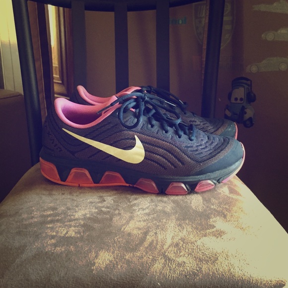 Super cute Nike Airmax Shoes