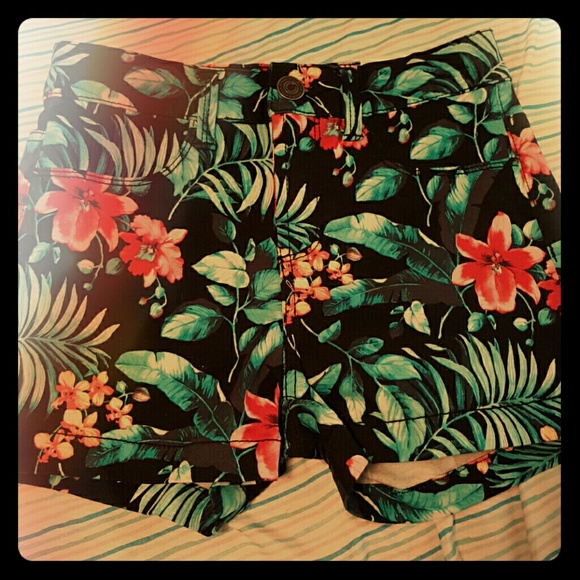 SO brand tropical themed shorts