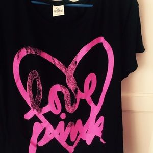 Loose top says love pink