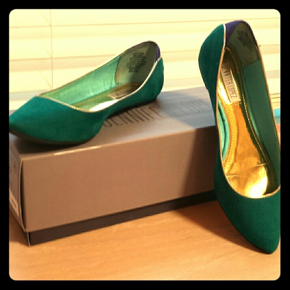 Like New Jennifer Lopez Teal Flats
