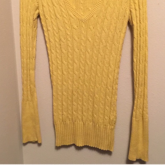 American Eagle Cable Knit Sweater - Picture 3 of 3