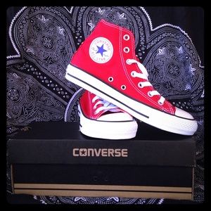 Brand new converse all star Chuck Taylor RED