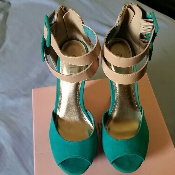 Wedges - Picture 2 of 4