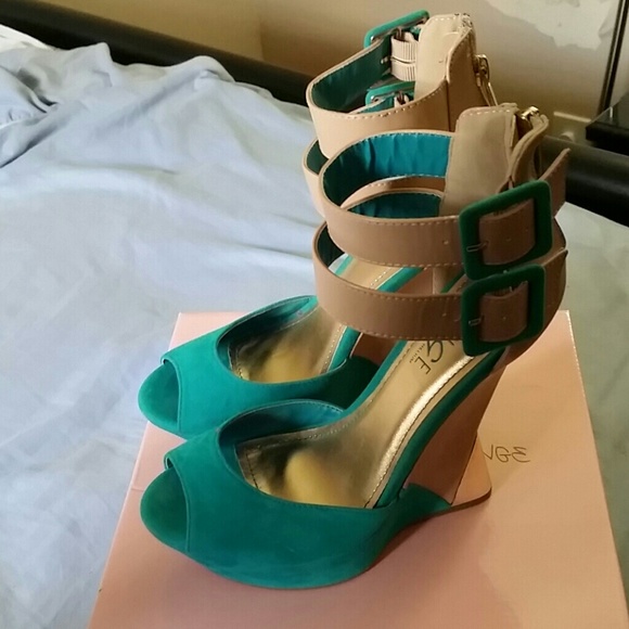 Wedges - Picture 3 of 4