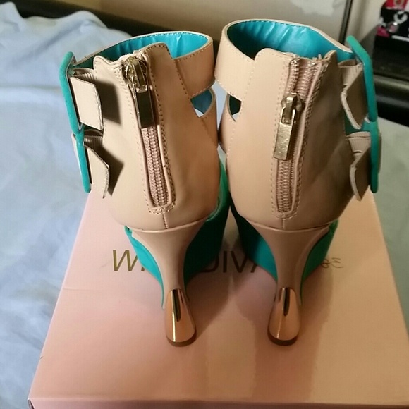 Wedges - Picture 4 of 4