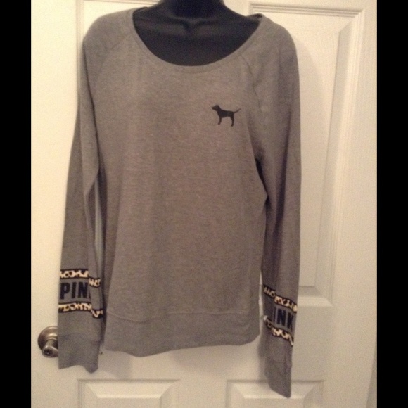 PINK Victoria's Secret Sweaters - VS Pink Grey Leopard Raglan🎀