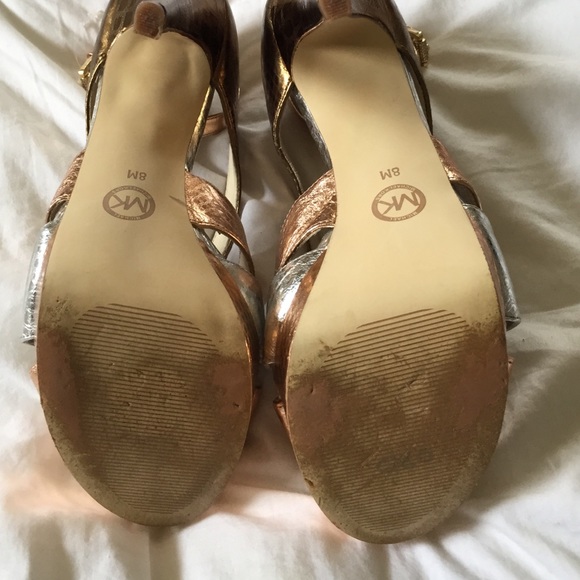 MK Metallic 3-Tone Strappies - Picture 4 of 4