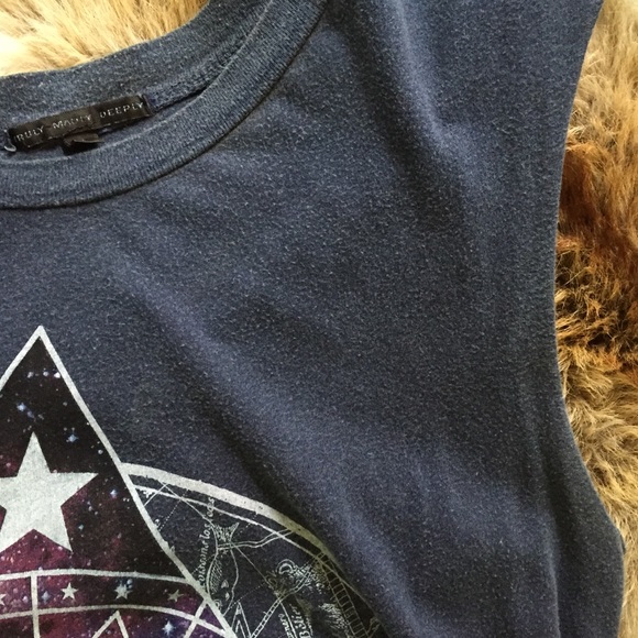 Urban Outfitters tank - Picture 2 of 2