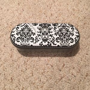 Glasses case