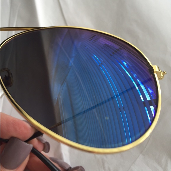 SOLD/Bundled Blue Lens/Gold Frame Aviators - Picture 4 of 4
