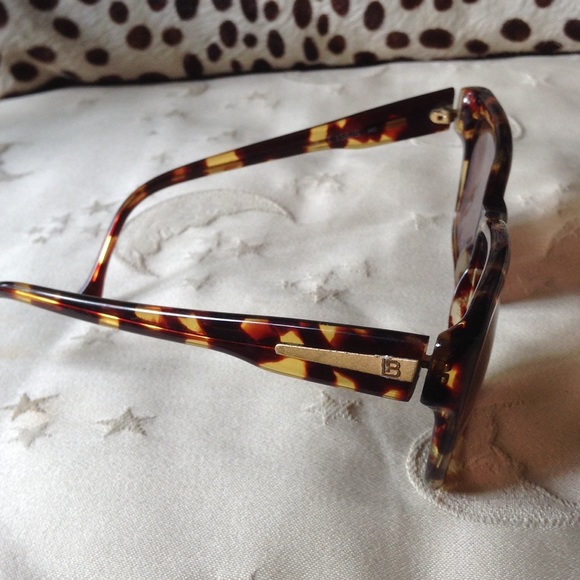 Laura Biagiotti Sunnies - Picture 4 of 4