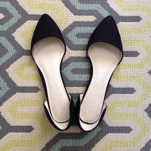 Aldo Ulirari Black flats