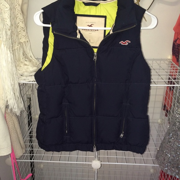 Hollister navy blue winter vest!