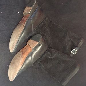 Black frye boots! Will except best offer!