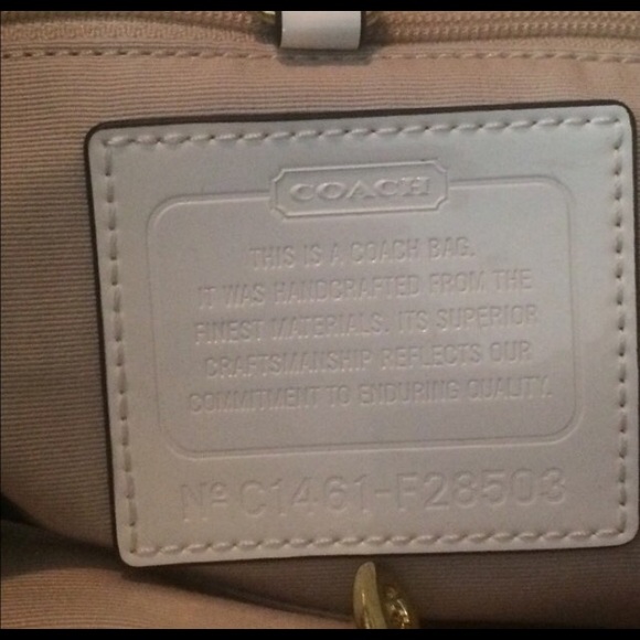 Brand new! Coach handbag and wallet 100% authentic - Picture 3 of 4