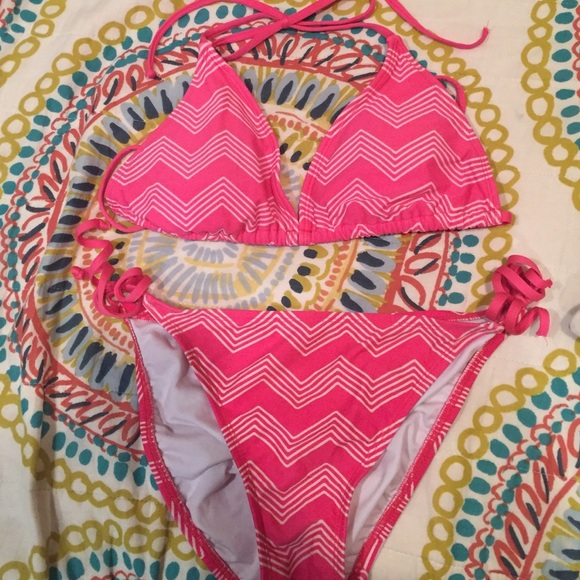 Pink colored swim suit👙 - Picture 1 of 3