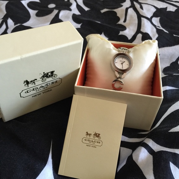 Coach watch - Picture 2 of 4
