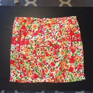 Floral mini skirt