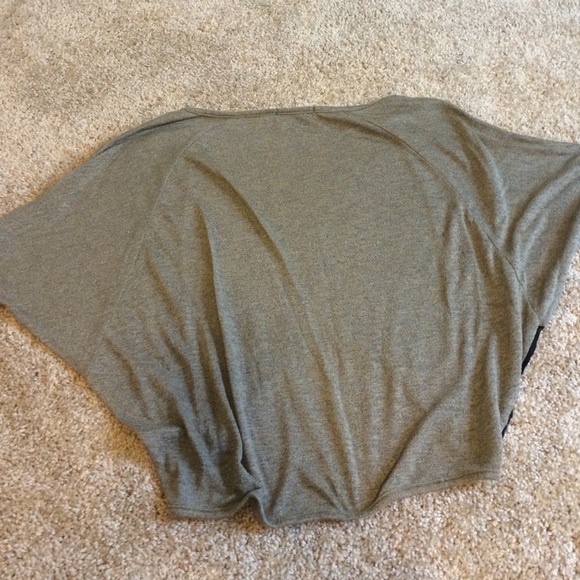 shirt - Picture 2 of 2