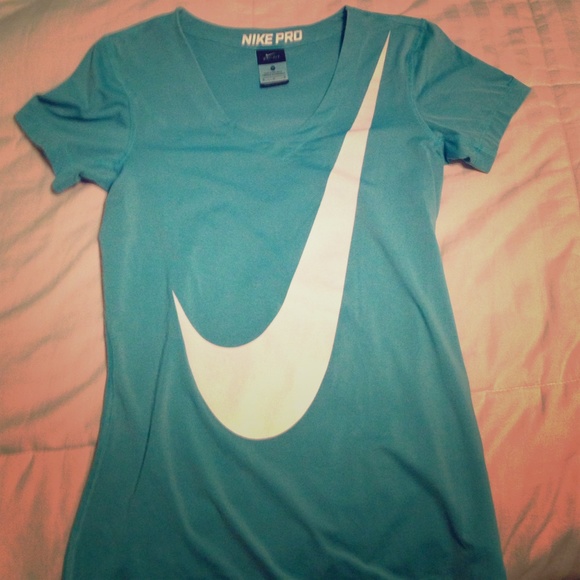 Nike T-Shirt