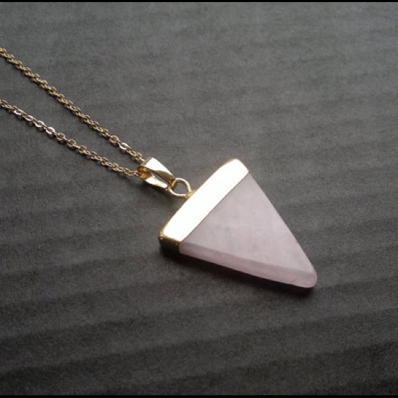 💖ROSE QUARTZ PENDANT 💖SALE⭐️