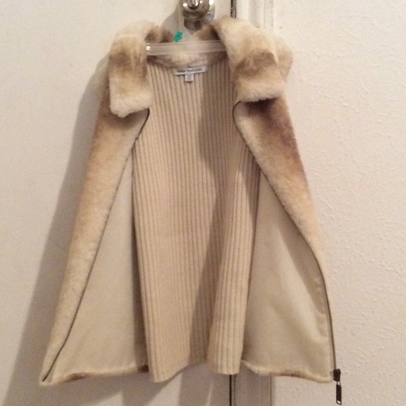 Vest - Picture 3 of 4