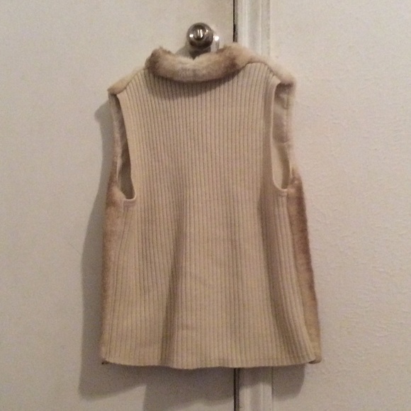 Vest - Picture 4 of 4