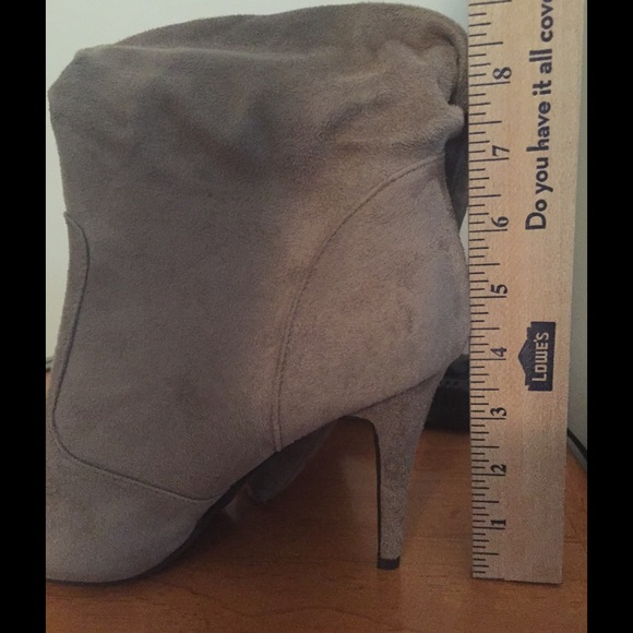Never Worn, Taupe, Melrose Boots--Size 11 - Picture 3 of 4