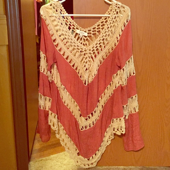 SOLD!!!!! Umgee shirt