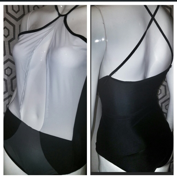 Price Drop! Gorgeous Swimsuit - Picture 3 of 3