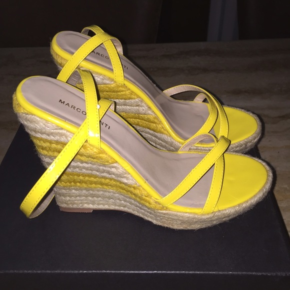 Yellow Wedge Sandal Size 7.50 - Picture 2 of 4