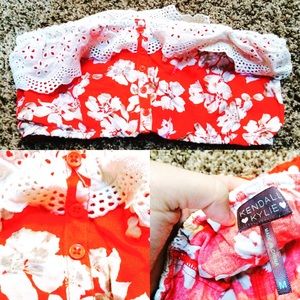Kendall and Kylie Pacsun Floral Crop Top Size M