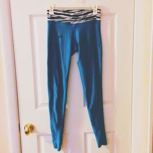 Small under armour spandex pants
