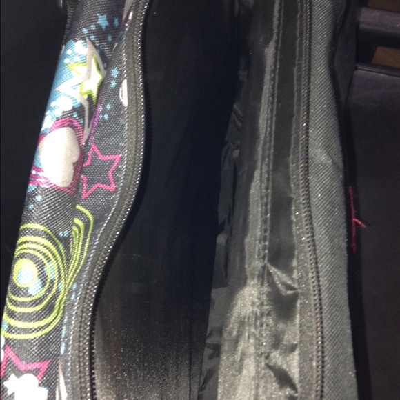 Large Peace Print Messenger Bag - Picture 3 of 4