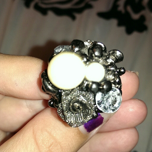 Very cool adjustable ring - Picture 3 of 4