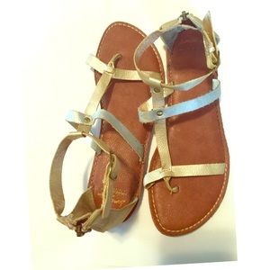 Women sandals
