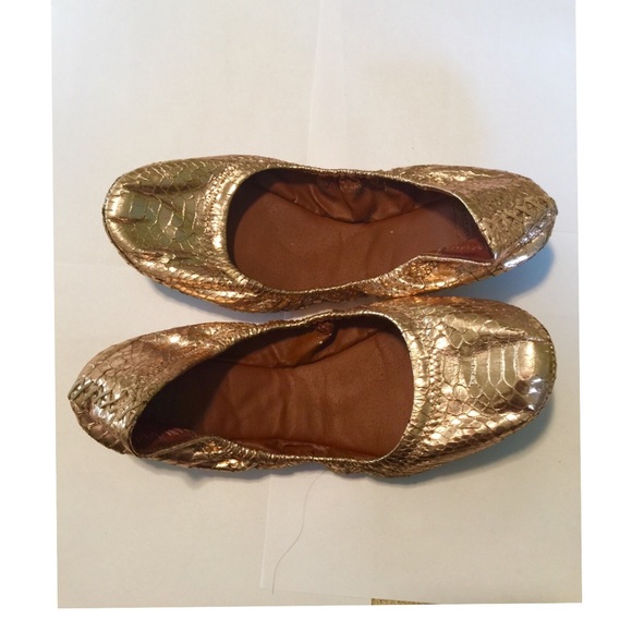 Women ballet flats