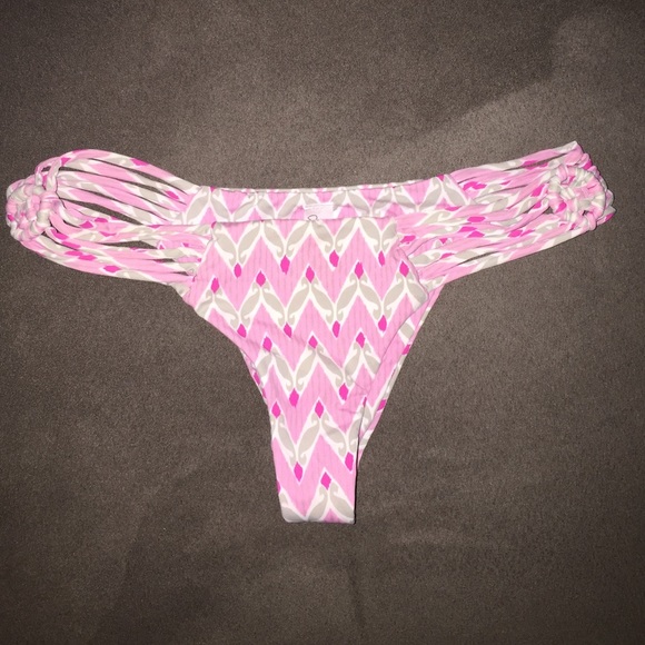 Frankie's Bikinis Willow Bottom-pink chevron
