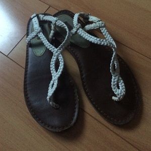 Super cute summer sandals!