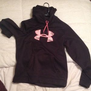 Under armour sweatshirt